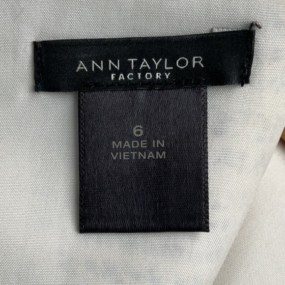 Ann Taylor Sleeveless Dress - Picture 6 of 11